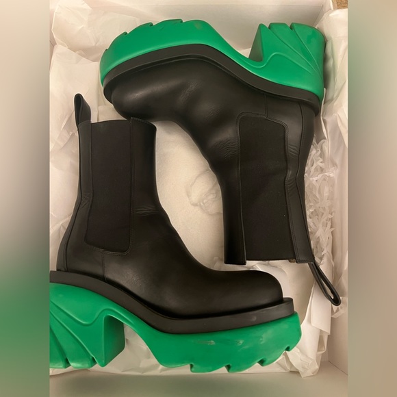 Bottega Veneta Color Sole Chelsea Boot (Women) Size: 36 1/2 - Picture 2 of 13